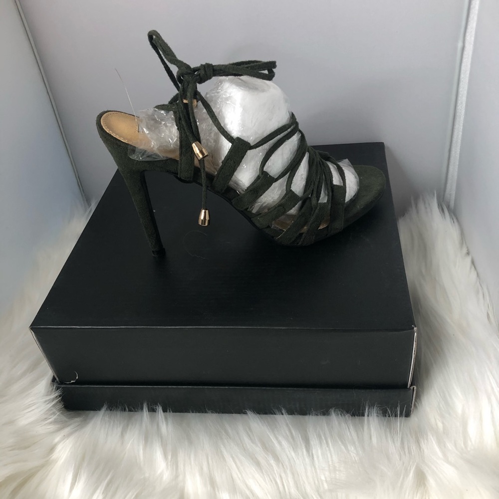 BOGO New olive green heels